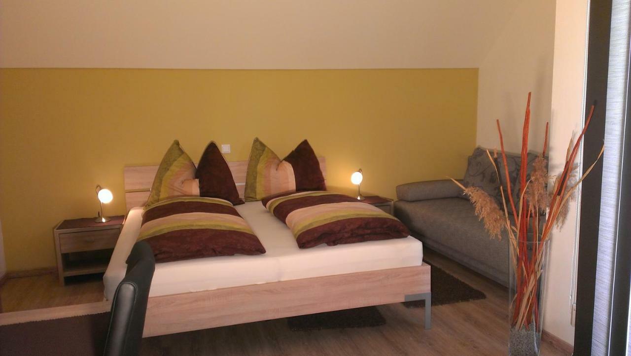 Appartement Weingut Wagner à Leodagger Extérieur photo